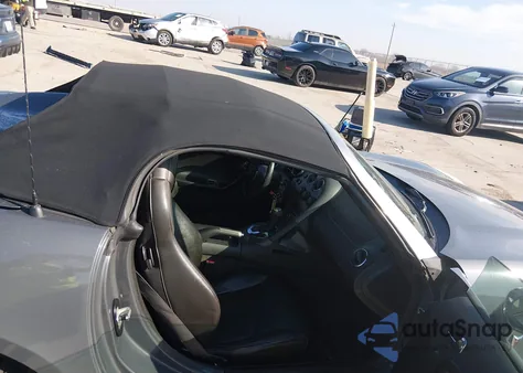 2008 Pontiac Solstice Gxp z USA, uszkodzony, nr VIN 1G2MF35X88Y119049